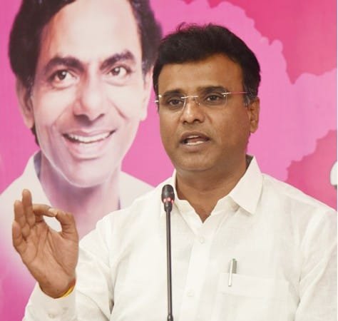 రాహుల్ గాంధీ నీతులు రేవంత్ రెడ్డి గోతులుకాంగ్రెస్‌ పై ఎమ్మెల్యే కె.పి. వివేకానంద్ ఫైర్