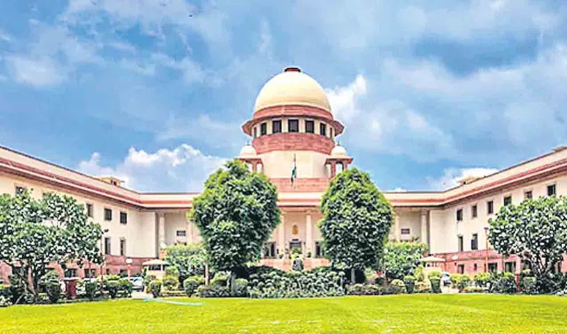 క్రైస్త‌వ మ‌తాన్ని స్వీక‌రించిన ఎస్సీలకు ఆ హోదా దక్కదు : సుప్రీంకోర్టు