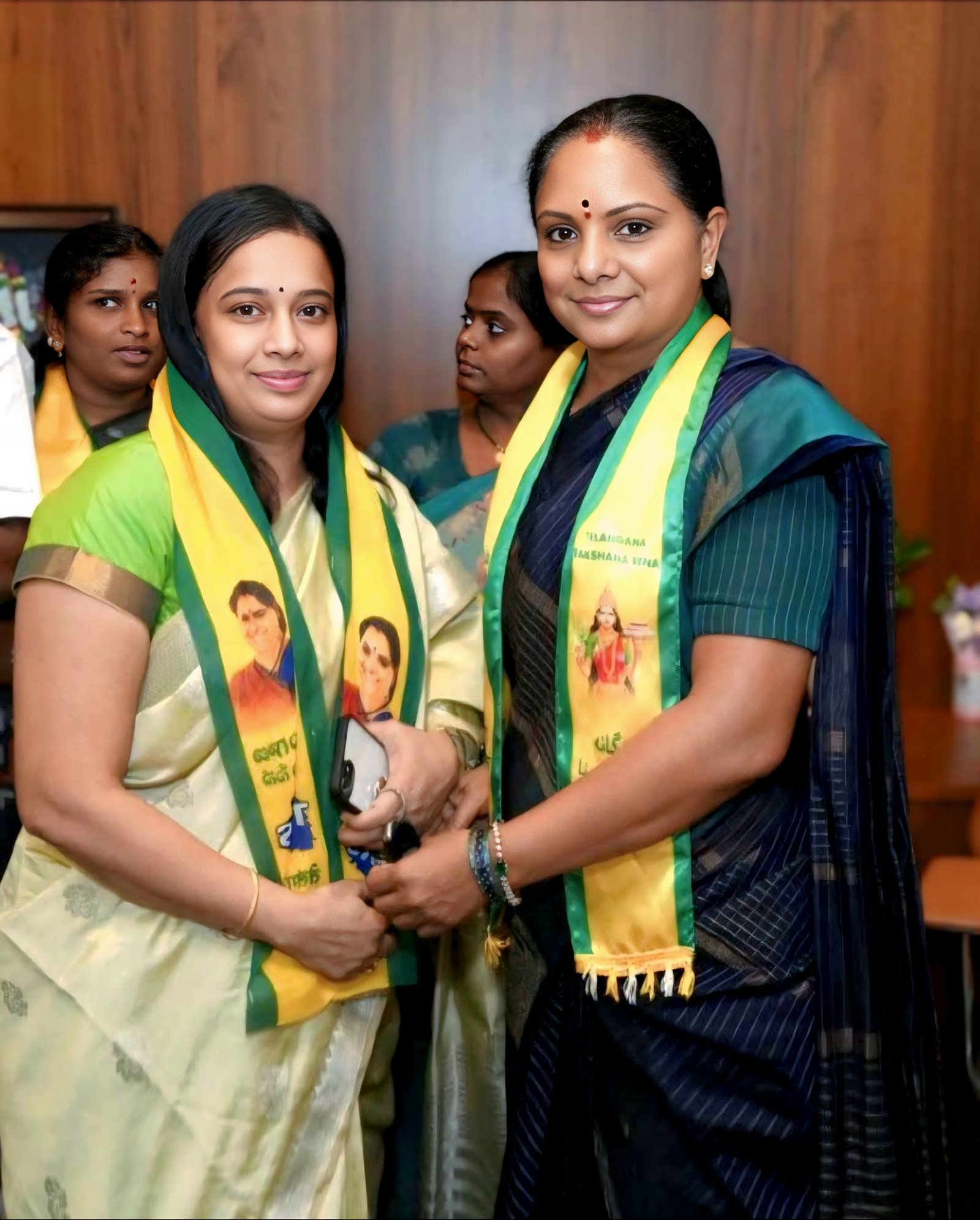 TRS జెండా పండగ అబ్జర్వర్ గా వేముల భవాని